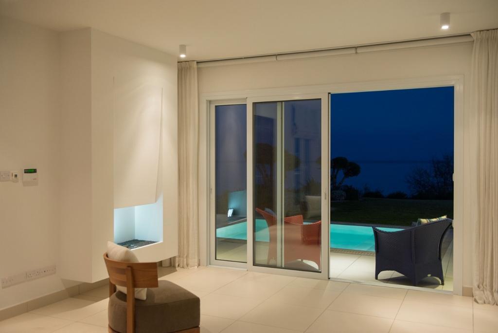 Villa Scarlet Pernera Zimmer foto